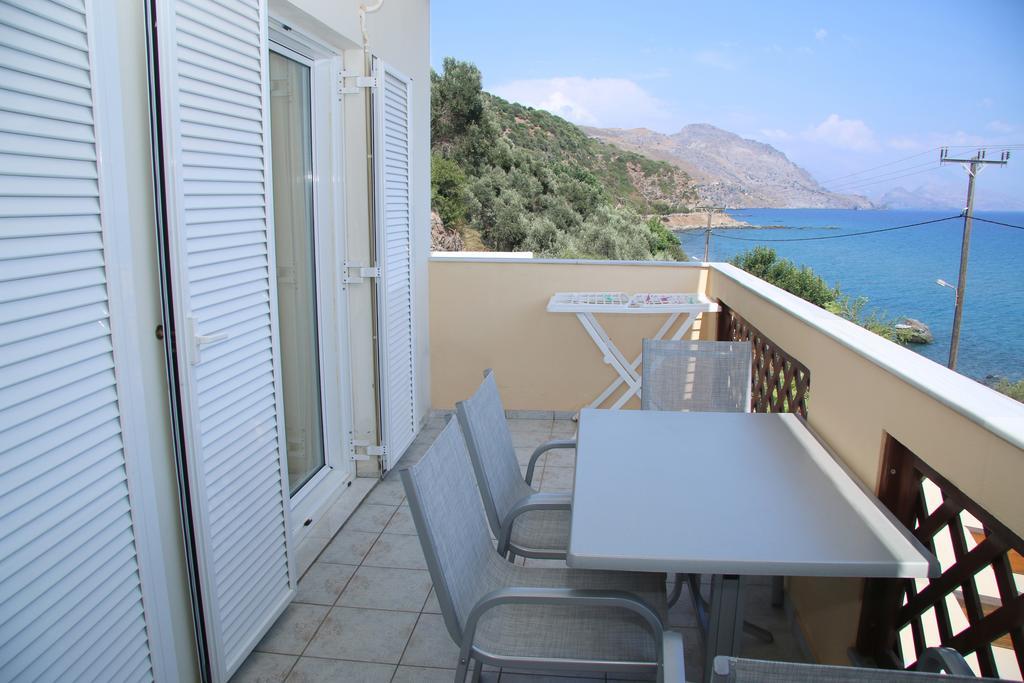 Santa Marina Apartments Rodhakinon Rum bild